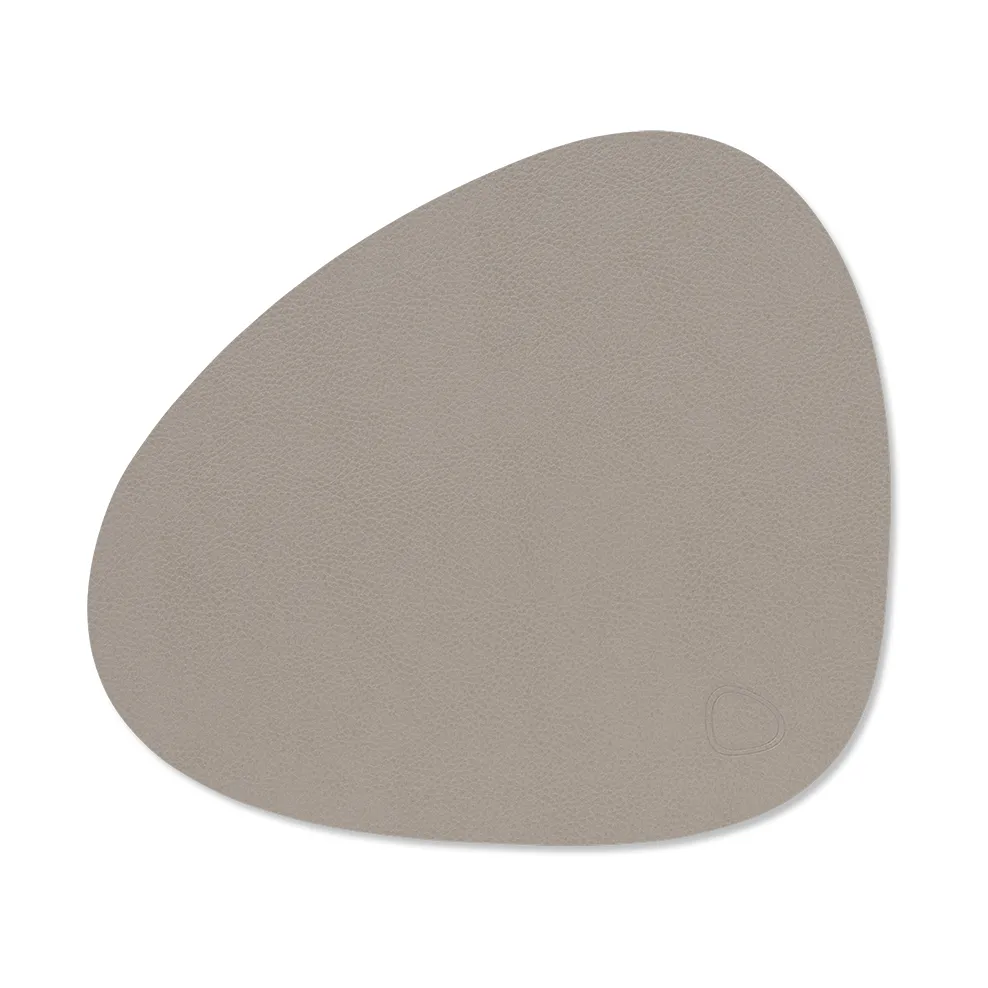 LIND DNA Serene dækkeserviet curve S 24x28 cm Ash billede