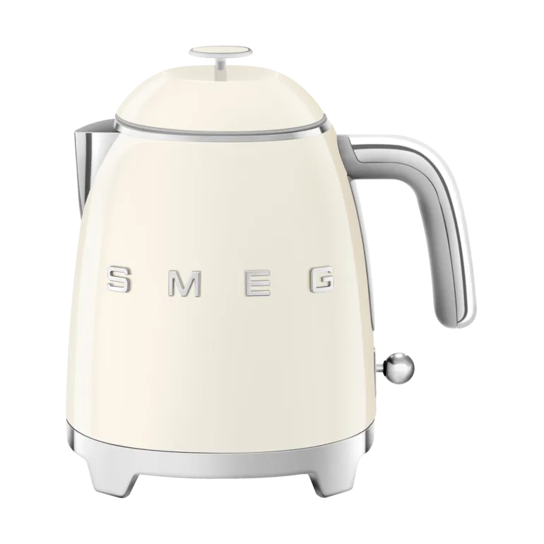 Smeg KLF05 50's Style Mini Elkedel - 0.8L, 1400W - Cremefarvet